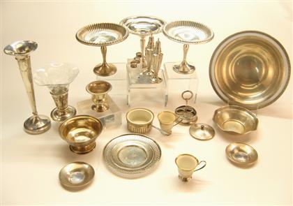 Appraisal: Eighteen piece assorted sterling silver items Dia of bowl in