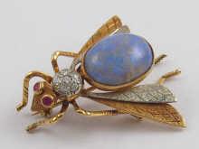 Appraisal: A yellow and white metal tests high carat gold brooch