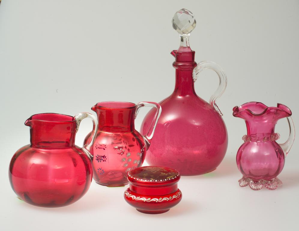 Appraisal: GROUP OF th CENTURY CRANBERRY GLASS comprising a flask of