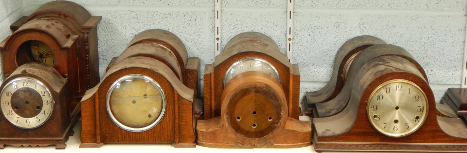 Appraisal: A large collection of clock cases unfinished clocks etc to