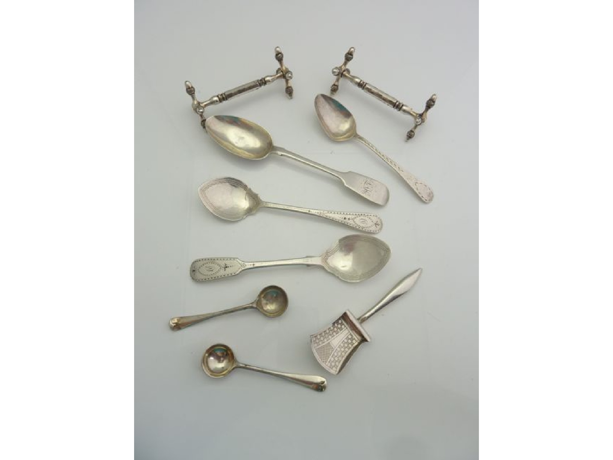 Appraisal: A George III silver shovel caddy spoon William Pugh Birmingham