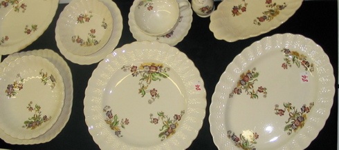 Appraisal: AN ENGLISH COPELAND SPODE PORCELAIN DINNER SET pcs in the