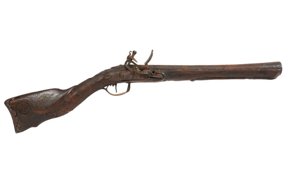 Appraisal: BLUNDERBUSS MUZZLE LOADING FIREARMBlunderbuss muzzle loading firearm with a short