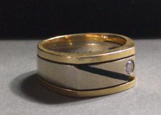 Appraisal: karat gold mens ring karat gold men's ring with point