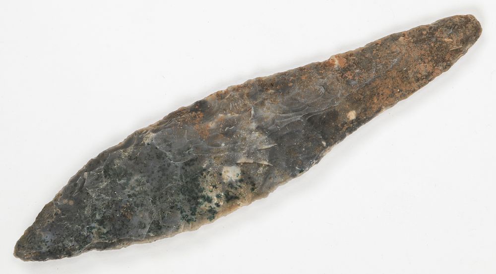 Appraisal: Mayan flint bifacial blade - CE Mayan flint bifacial blade