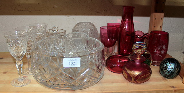 Appraisal: A QUANTITY OF GLASSWARE to include cranberry glassware and Isle