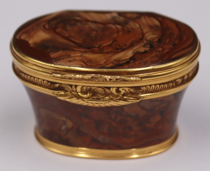 Appraisal: GOLD KT GOLD MOUNTED JASPER SNUFF BOX kt yellow gold