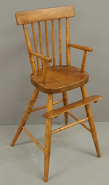 Appraisal: Pennsylvania turned maple highchair c h x w x d