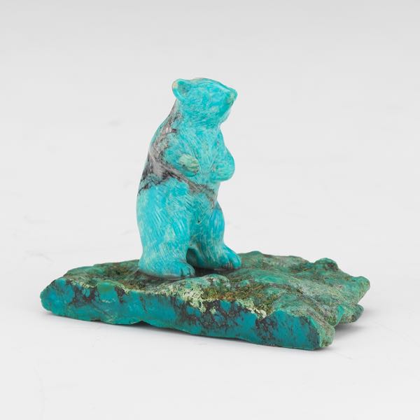 Appraisal: CANADIAN FIRST NATIONS CARVED TURQUOISE BEAR ON BOULDER BASE x