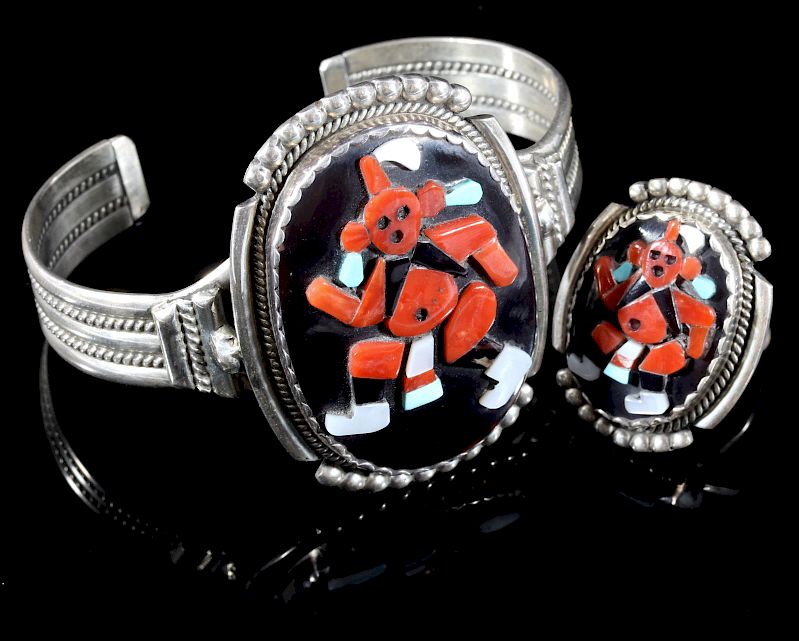 Appraisal: Signed Zuni Inlaid Multistone Mudhead Cuff Ring Included in this