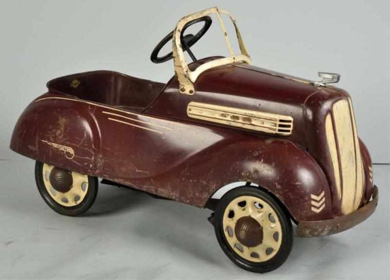 Appraisal: Pressed Steel Steelcraft Chevrolet Pedal Car Toy Description Very attractive