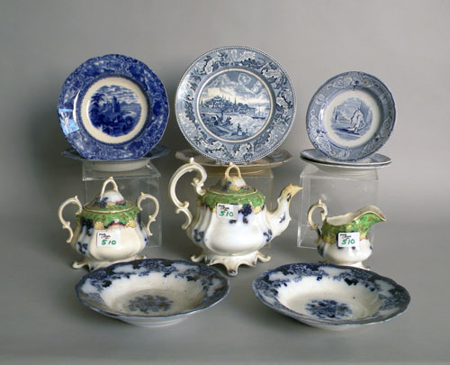 Appraisal: Twelve pieces of miscellaneous china th c to include Gaudy