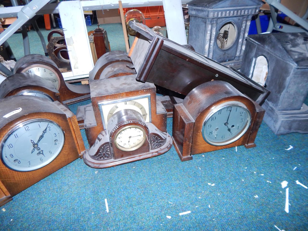 Appraisal: Various part clocks mantel clocks part workings etc wall clock