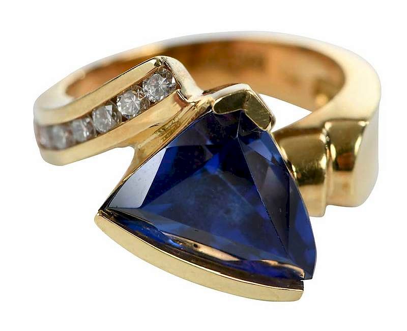 Appraisal: kt Tanzanite Diamond Ring one fancy cut tanzanite estimated weight