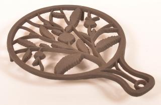 Appraisal: th Century Cast Iron Floral and Foliate Pattern Trivet l