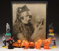 Appraisal: LOT OF SEVENTEEN HALLOWEEN ITEMS Consists of great photo of