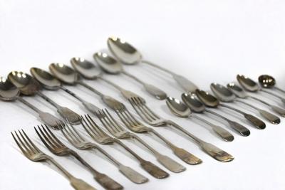 Appraisal: Six silver fiddle pattern dessert spoons and forks CWF Sheffield