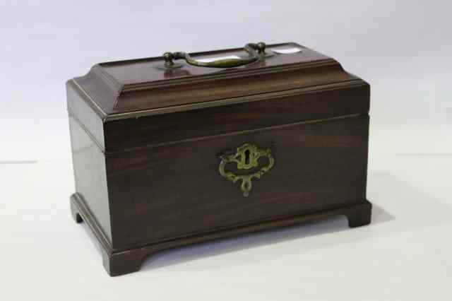 Appraisal: A GEORGIAN MAHOGANY TEA CADDY of rectangular form on bracket