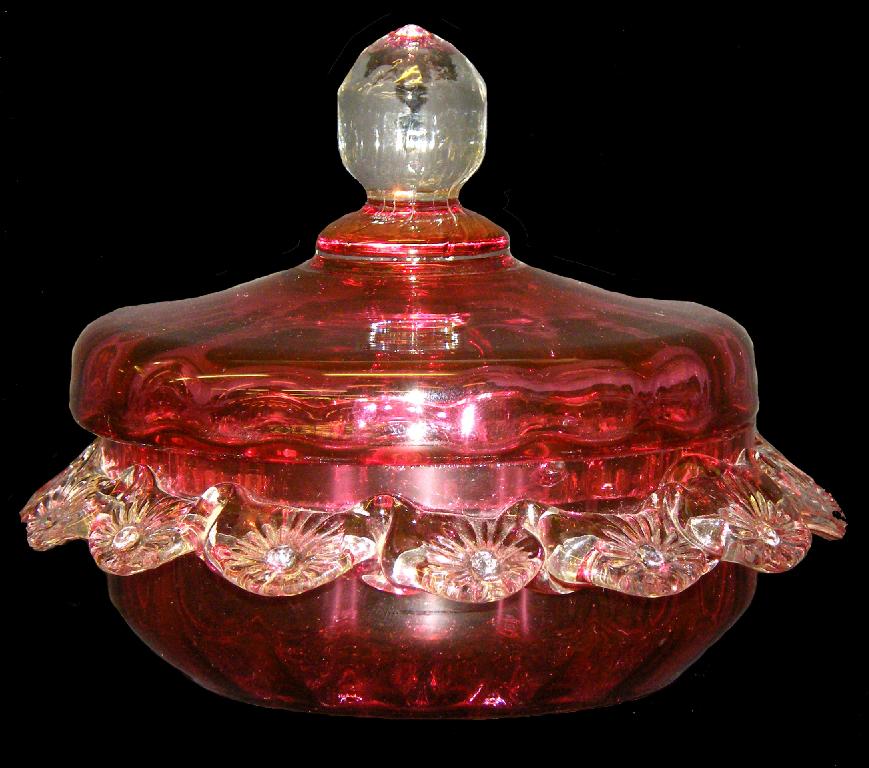 Appraisal: Victorian cranberry glass lobed lidded bon bon dish diameter