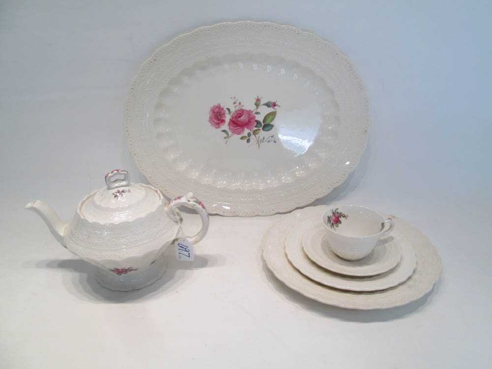 Appraisal: SPODE CHINA SET one hundred twenty-four pieces in the Spode's