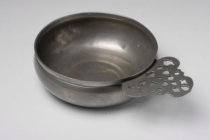 Appraisal: PEWTER PORRINGER LONDON ENGLAND CIRCA - Height inches width inches