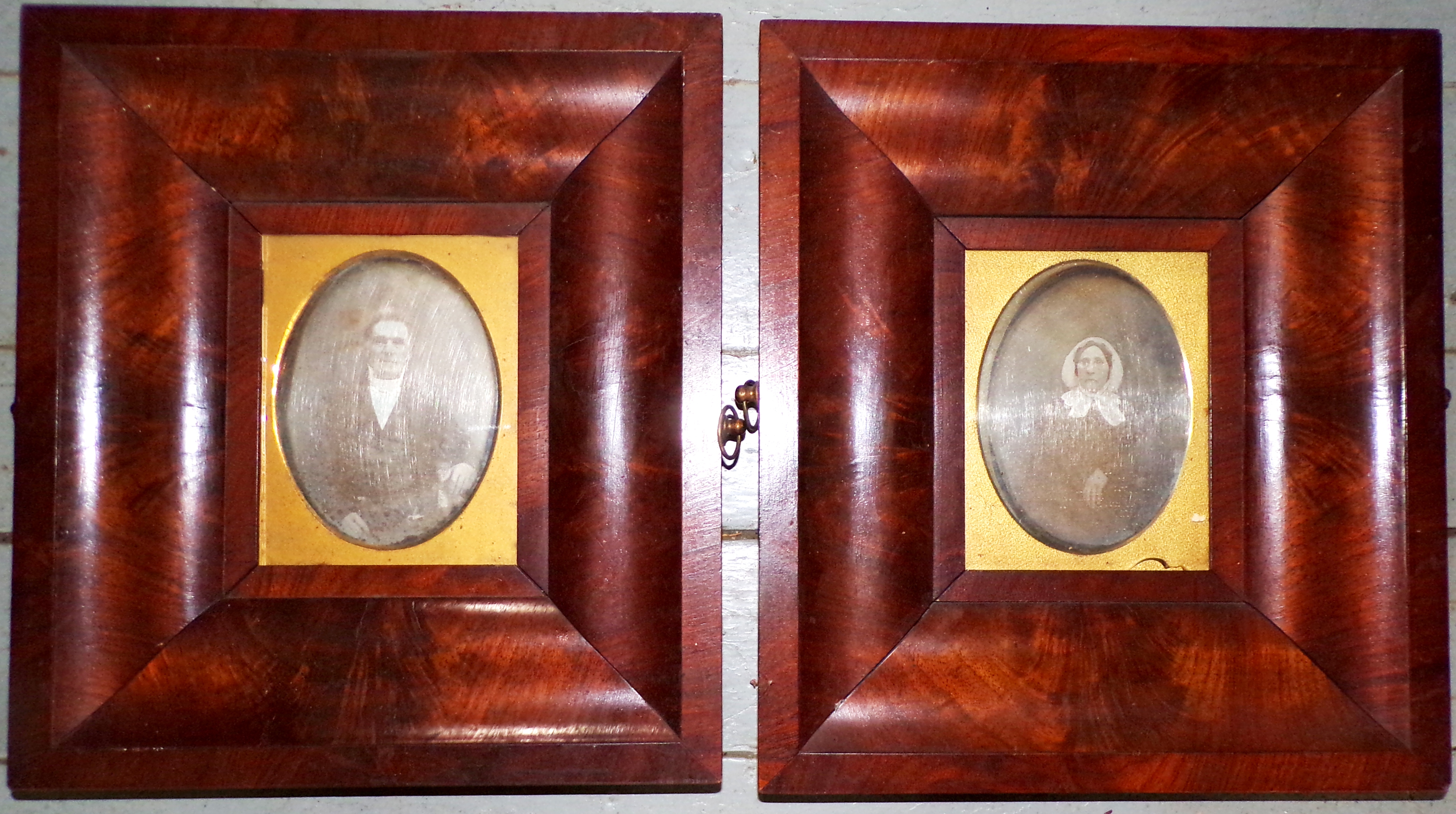 Appraisal: Pair of th c mahogany frames opening x '' exterior