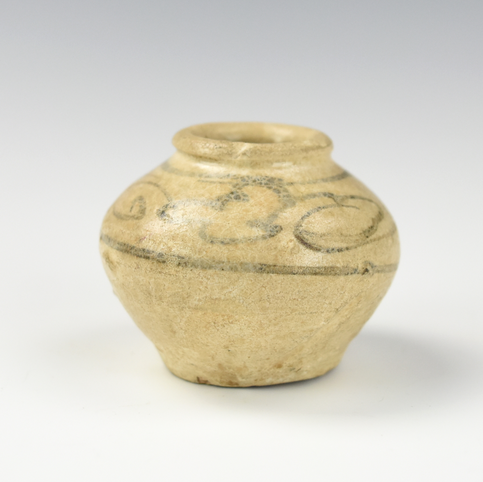 Appraisal: SMALL CHINESE B W WATERPOT TH C Chinese th C