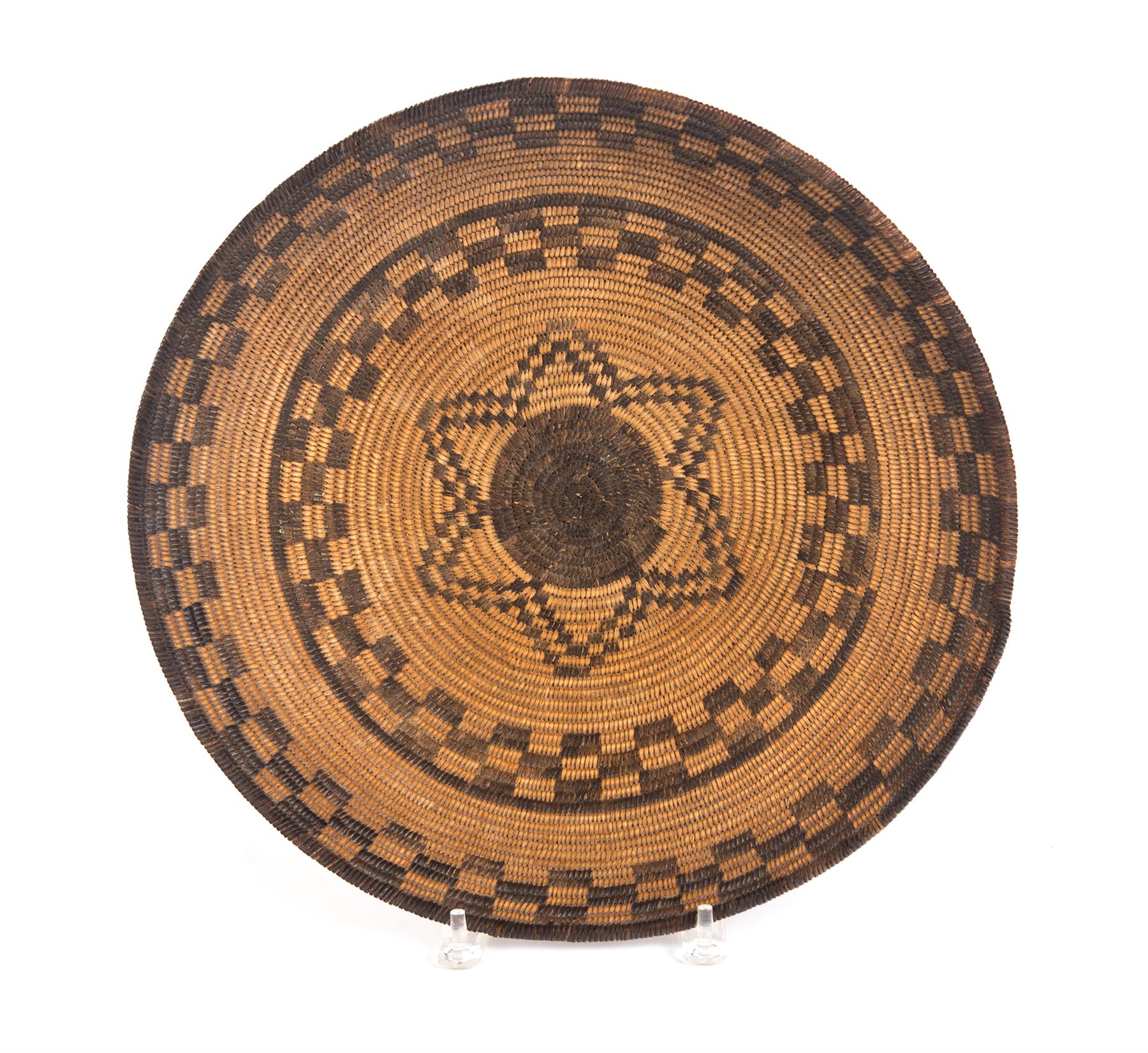 Appraisal: AMERICAN INDIAN BASKETRY TRAY Late th-early th century Possibly Apache