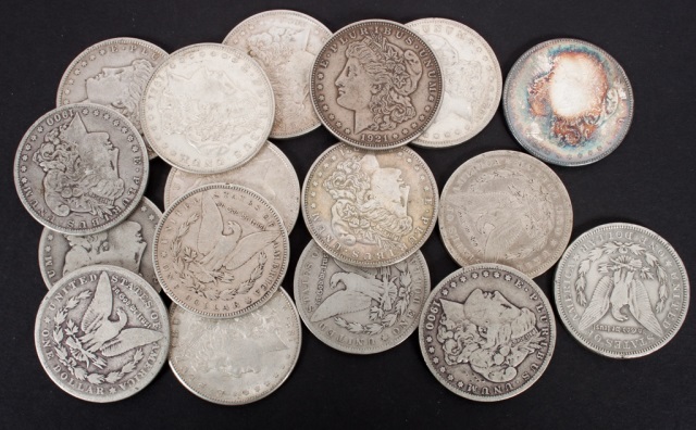 Appraisal: Seventeen U S Morgan type silver dollars various dates and