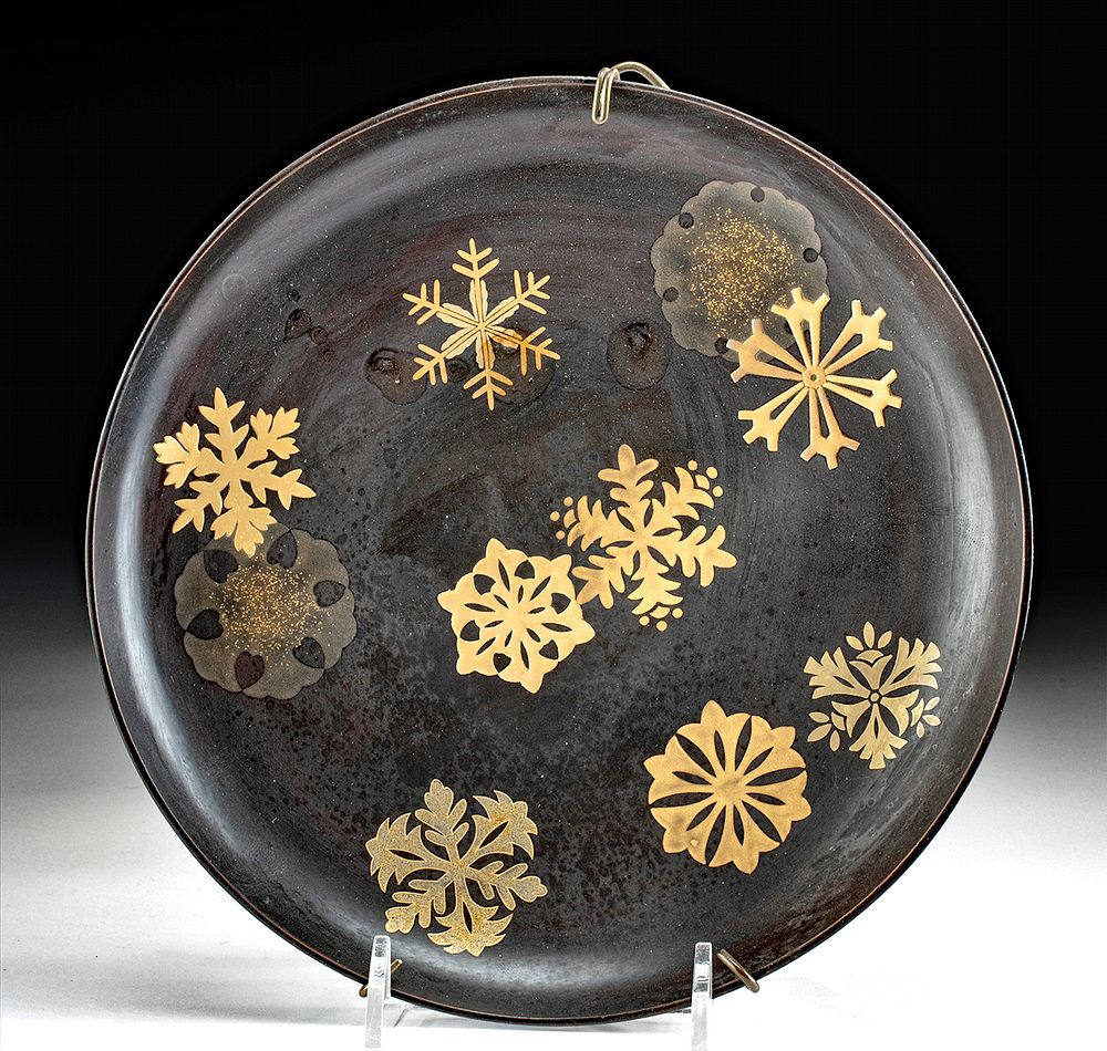 Appraisal: Japanese Meiji Lacquered Wood Dish w Maki-e Snowflakes East Asia