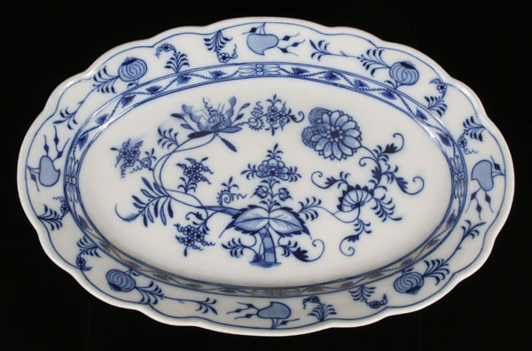 Appraisal: Meissen porcelain blue onion serving platter L Marked on base