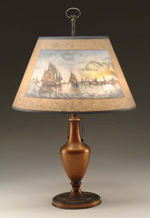 Appraisal: PAIRPOINT NAUTICAL VENETIAN SCENIC LAMP This Lansdowne shaped shade has