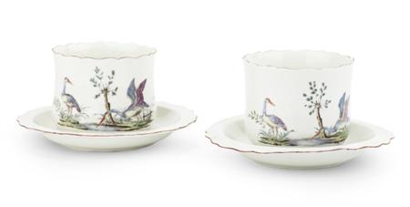 Appraisal: PAIR OF CHELSEA FINGER BOWLS AND STANDS TH CENTURY each