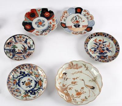 Appraisal: Three Japanese Imari circular dishes th Century painted with flowers