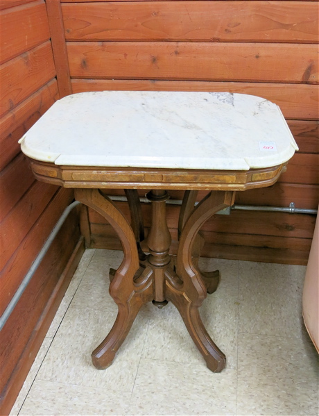 Appraisal: VICTORIAN MARBLE-TOP WALNUT LAMP STAND American last quarter of the