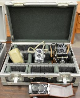 Appraisal: Five piece lot of Rollei cameras and Stanley case including