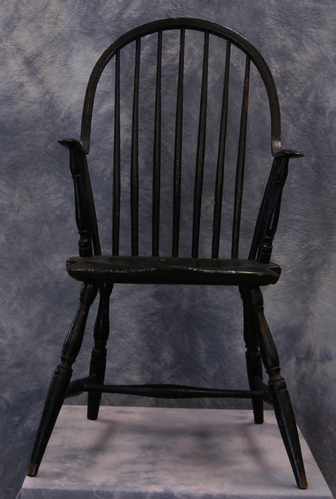 Appraisal: Continuous arm Windsor armchair old green porch paint h no