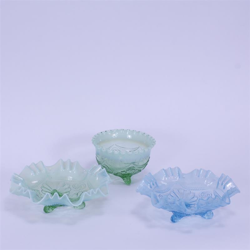 Appraisal: Northwood Jefferson Ruffles Rings Pattern Green bowl blue bowl and