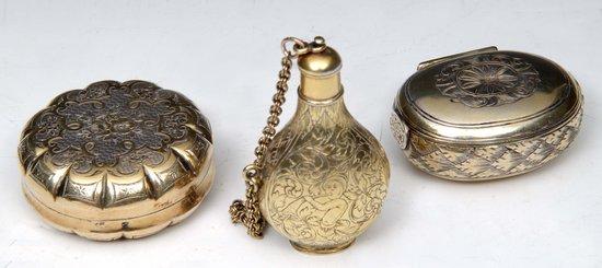 Appraisal: A CONTINENTAL SILVER GILT SCENT BOTTLE baluster shaped engraved with