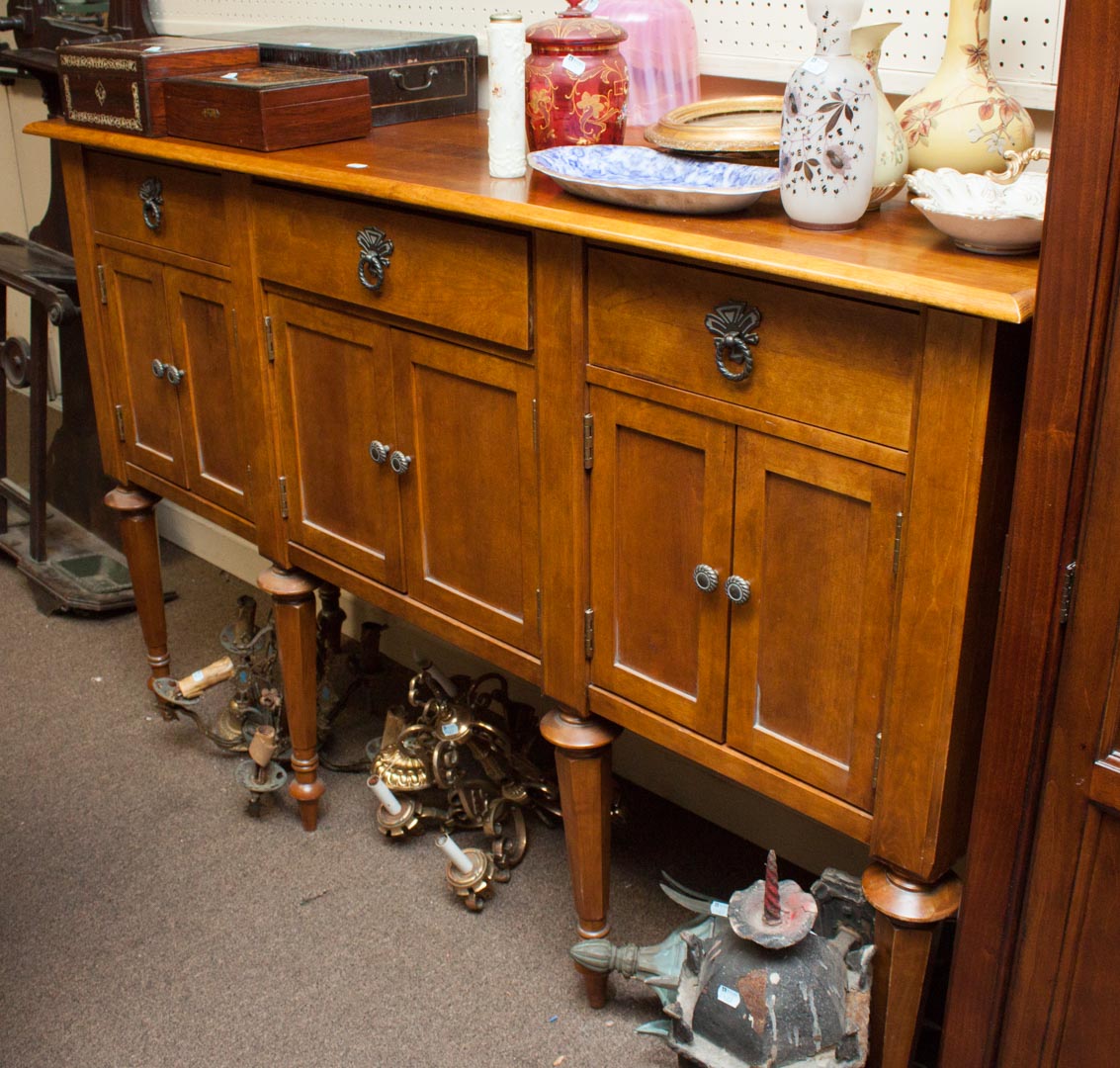 Appraisal: Pennsylvania House sideboard