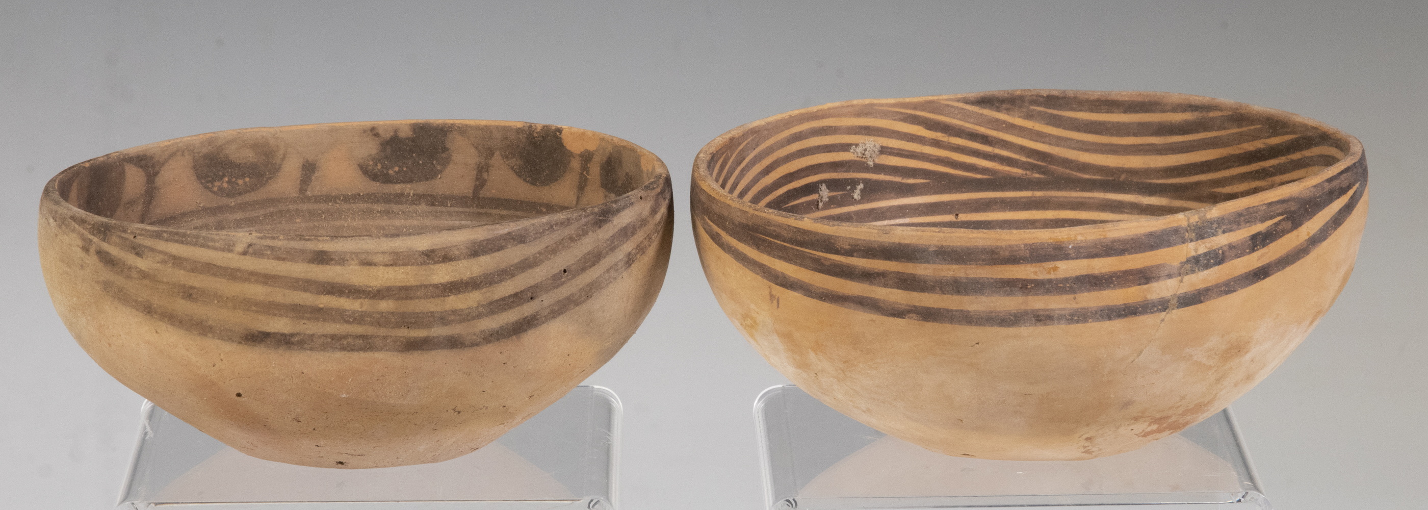 Appraisal: CHINESE NEOLITHIC POTTERY BOWLS YANGSHAO CULTURE - BC Both of