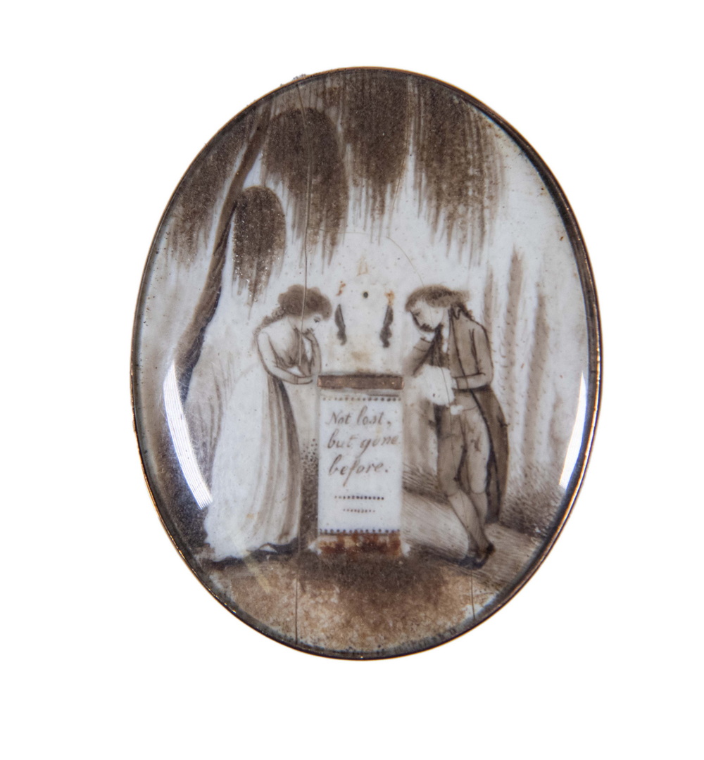 Appraisal: MINIATURE MEMORIAL LOCKET CIRCA A Young Man and Woman in