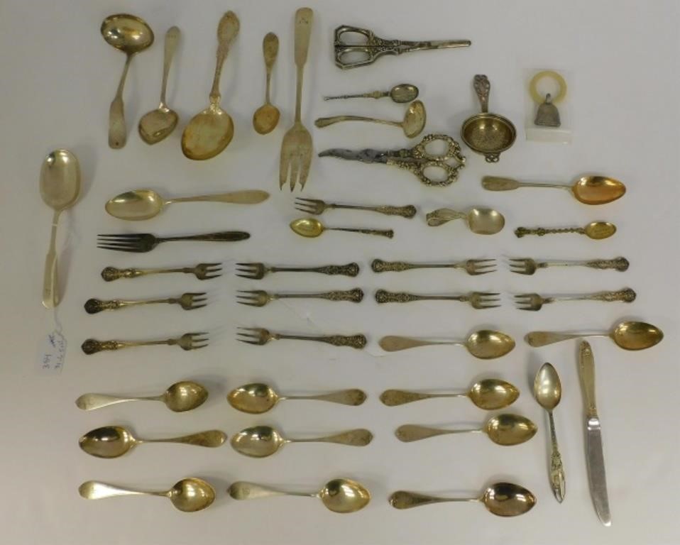 Appraisal: PIECES OF STERLING SILVER TO INCLUDE cocktail forks long monogrammed