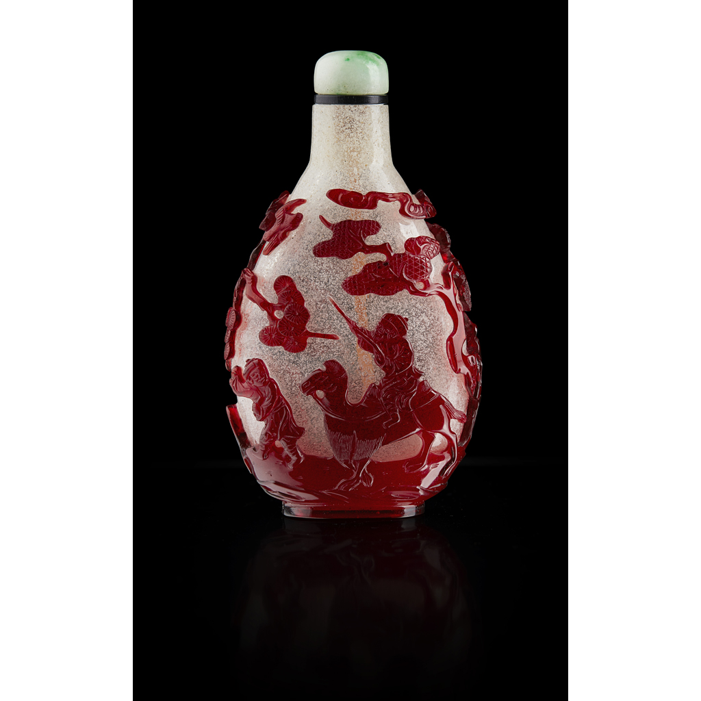 Appraisal: RED-OVERLAY SNOWFLAKE GLASS SNUFF BOTTLE QING DYNASTY TH TH CENTURY