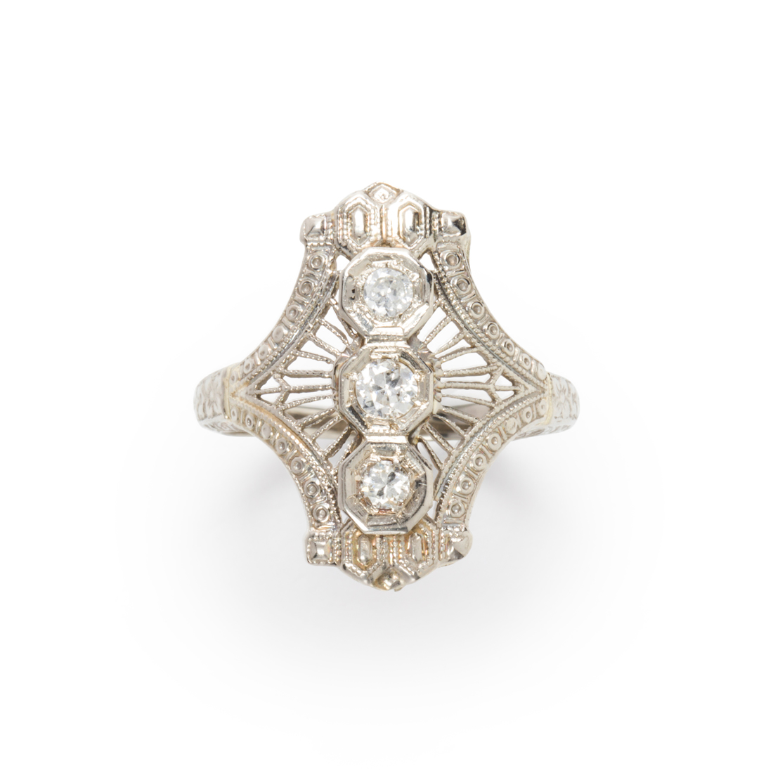 Appraisal: AN ART DECO DIAMOND AND FOURTEEN KARAT WHITE GOLD RING