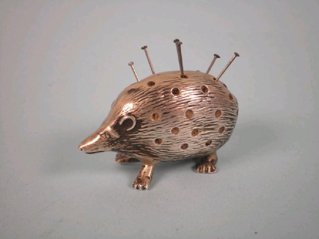 Appraisal: A novelty Victorian silver pin cushion in the form of