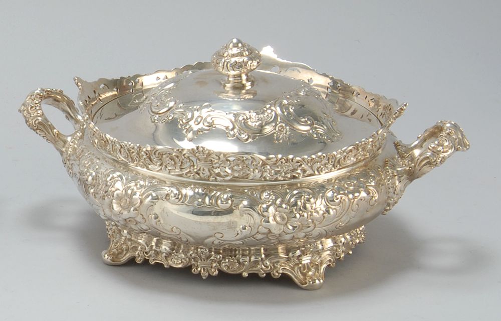 Appraisal: STERLING SILVER TWO-HANDLED COVERED VEGETABLE DISH Late th Early th