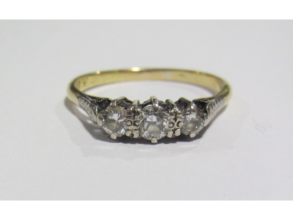 Appraisal: ct gold diamond three stone ring