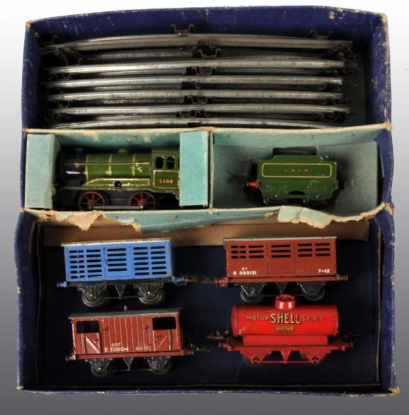 Appraisal: Hornby O-Gauge Freight Train Set Description English Set includes clockwork