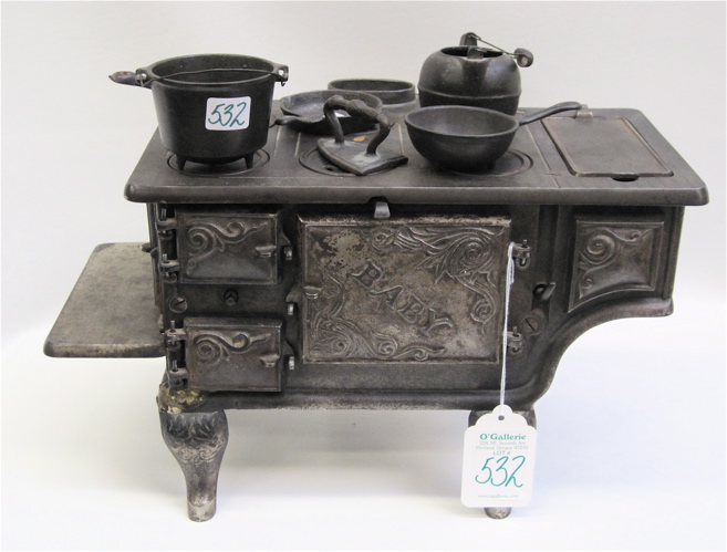 Appraisal: IDEAL MFG BABY CAST IRON TOY STOVE burners range includes